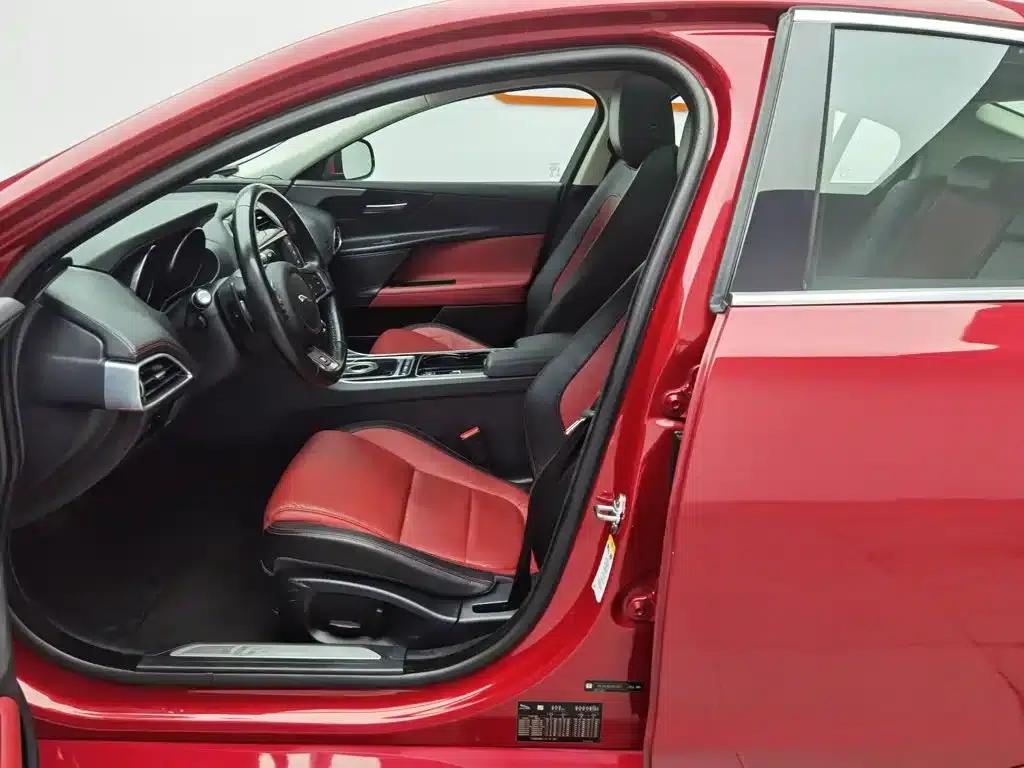 Jaguar XE 2015 2.0T 200PS R-Sport — миниатюра 10