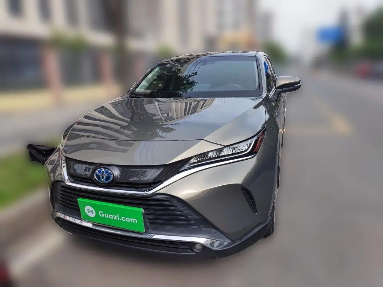 Toyota Harrier 2022 Dual-Engine 2.5L CVT Two-Wheel Drive Luxury Edition — миниатюра 2