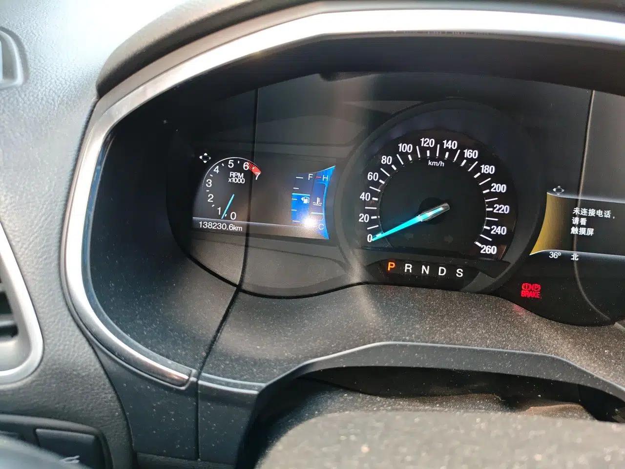 Ford Edge 2015 2.7T GTDi 4x4 Sporty 7-Seater — миниатюра 12