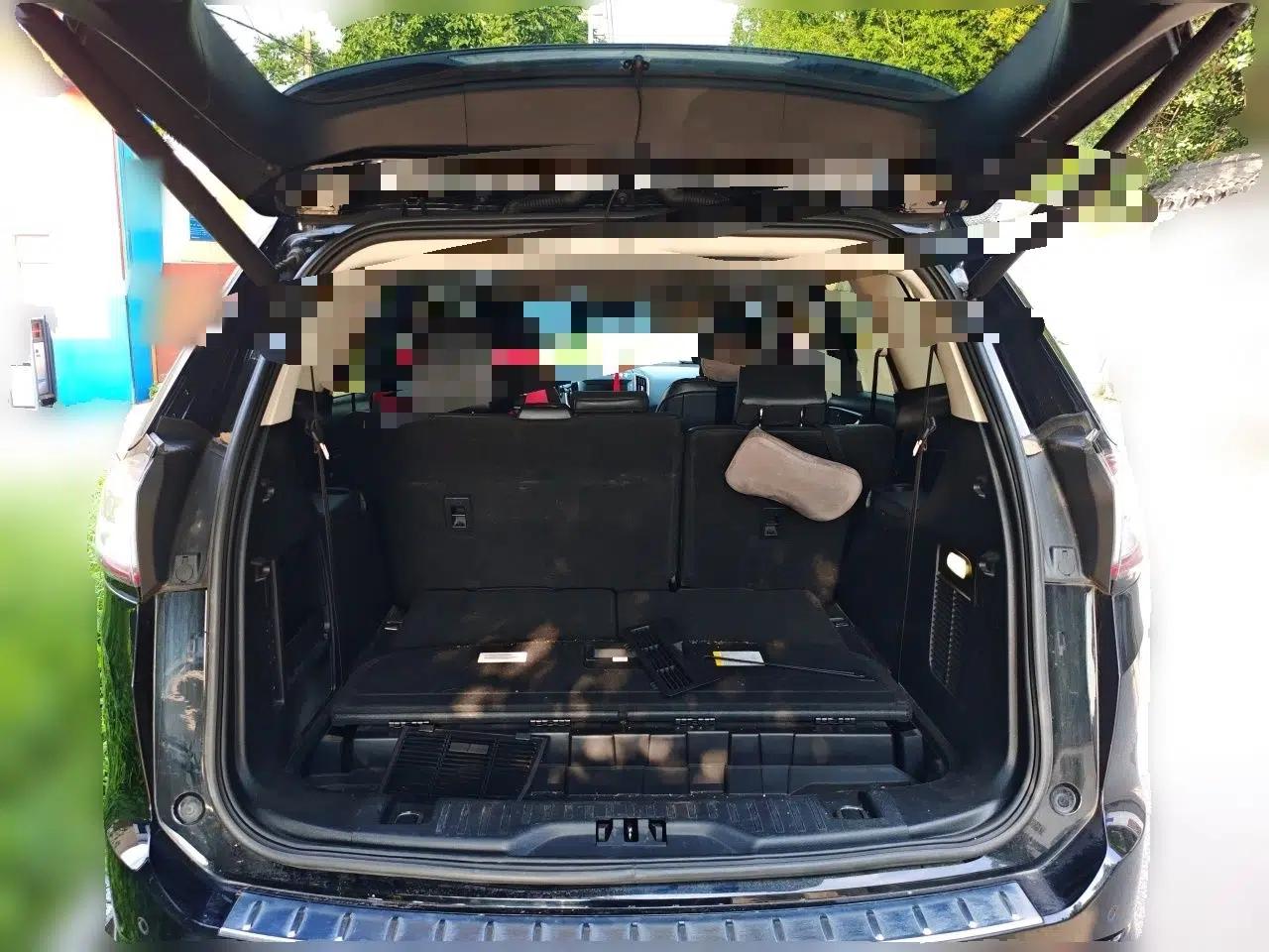 Ford Edge 2015 2.7T GTDi 4x4 Sporty 7-Seater — миниатюра 19