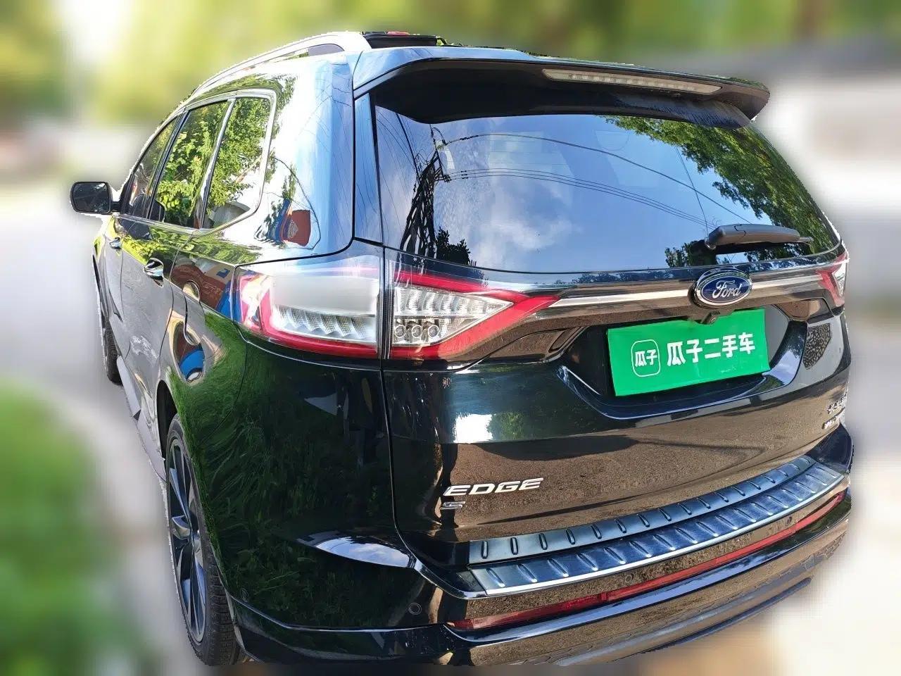 Ford Edge 2015 2.7T GTDi 4x4 Sporty 7-Seater — миниатюра 4