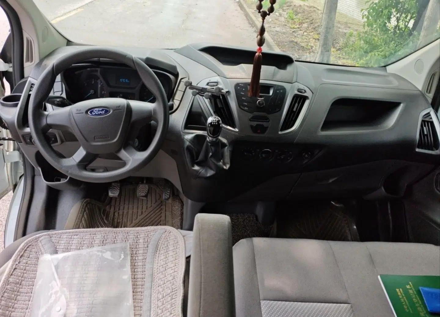 Ford Transit 2017 2.0T Diesel Multi-Function Commercial Vehicle Mid-Drive Mid-Roof China V Standard — миниатюра 16