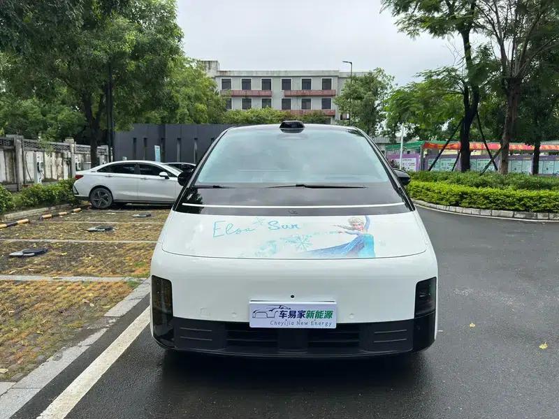 Li Auto MEGA 2024 Ultra Edition — миниатюра 2