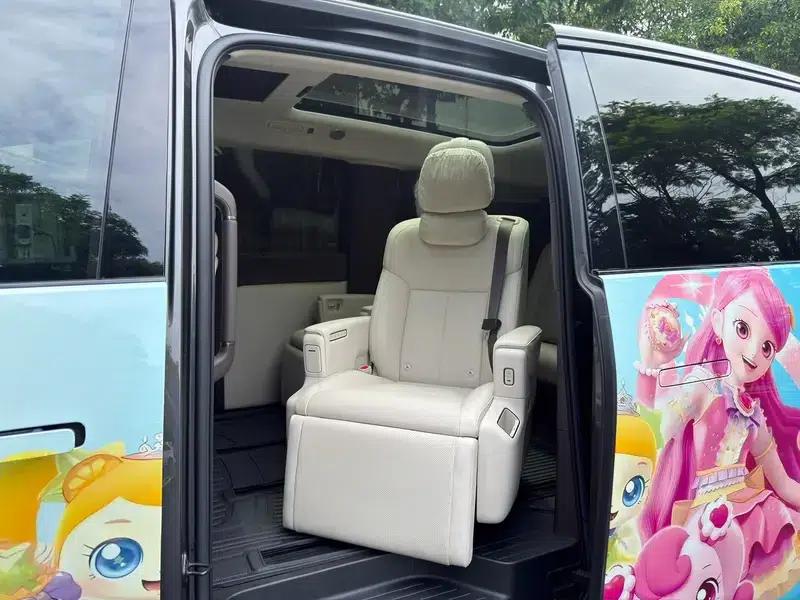 Li Auto MEGA 2024 Ultra Edition — миниатюра 20