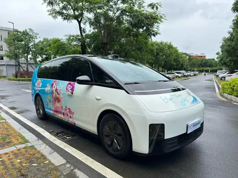 Li Auto MEGA 2024 Ultra Edition — миниатюра 3