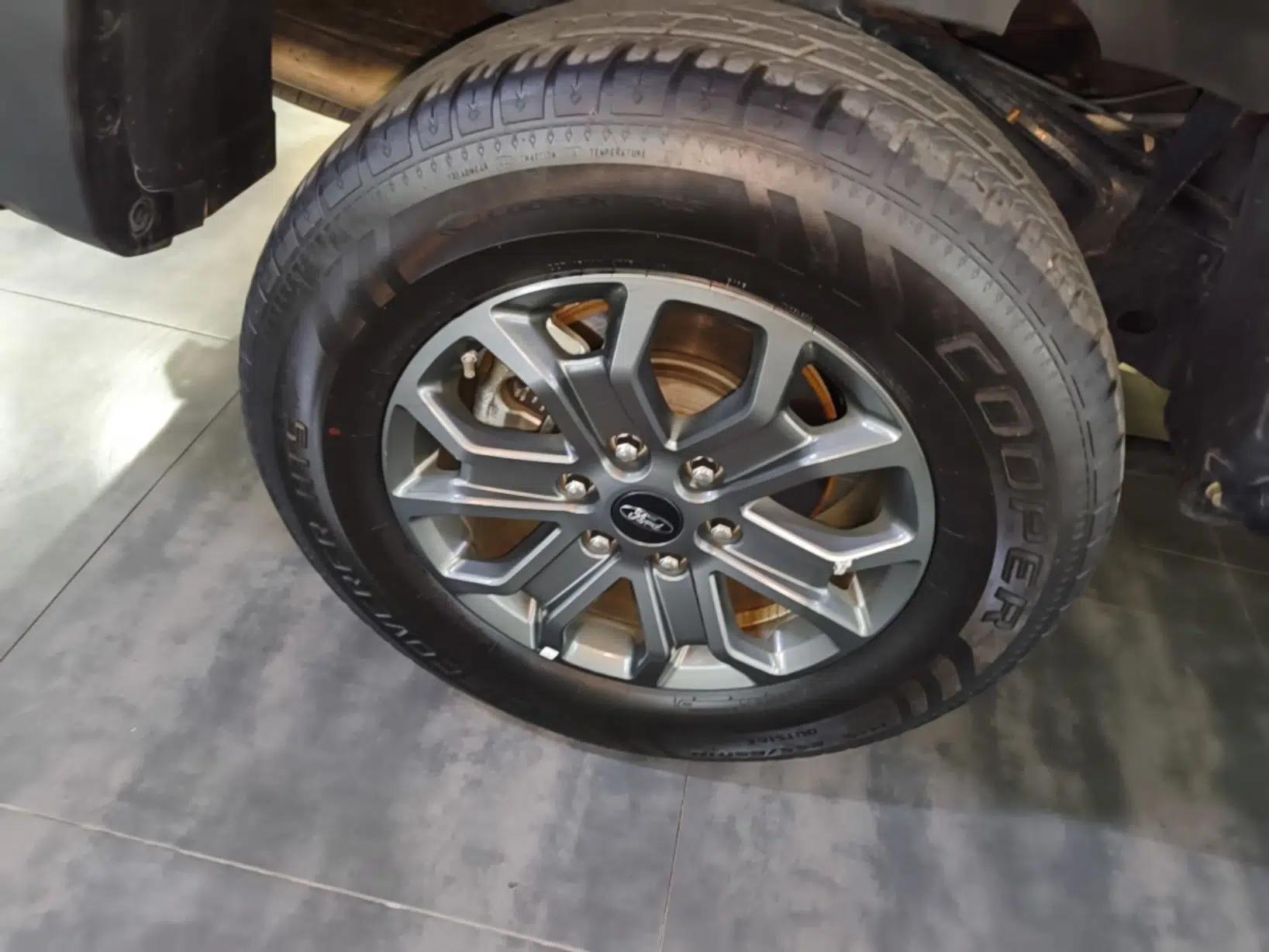 Ford Ranger 2023 Wild Terrain 4x4 Automatic Version Gasoline — миниатюра 11