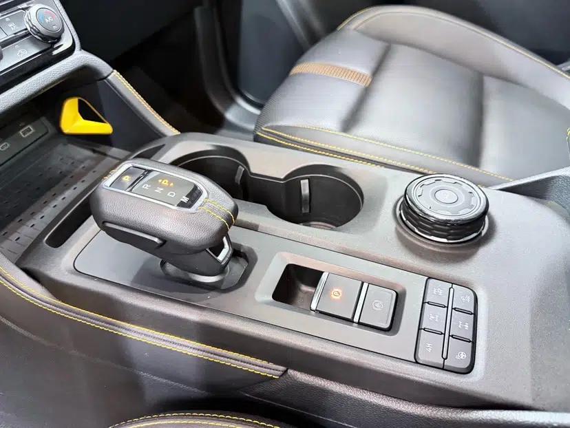 Ford Ranger 2023 Wild Terrain 4x4 Automatic Version Gasoline — миниатюра 23