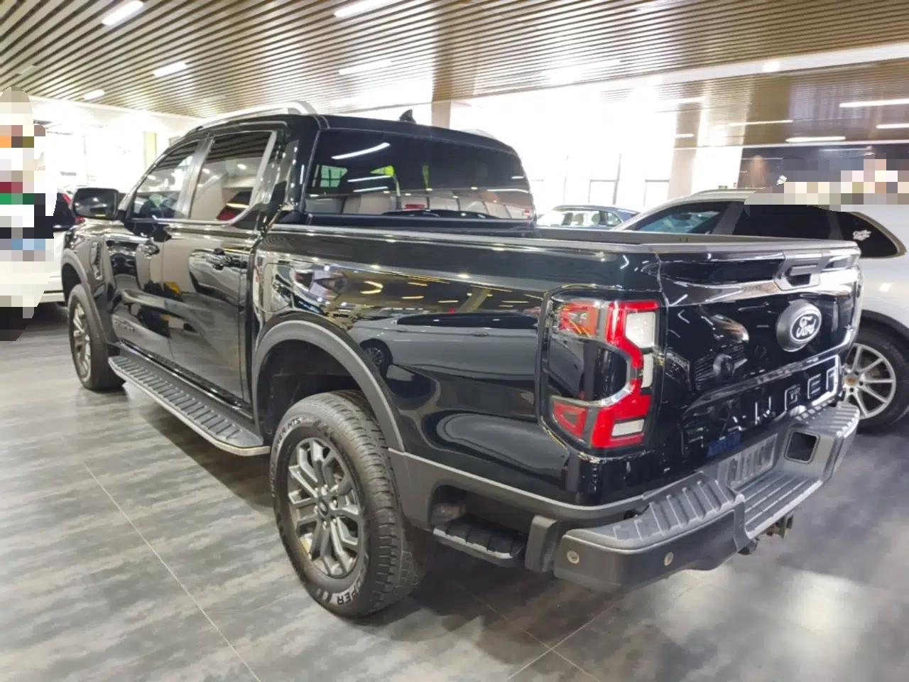 Ford Ranger 2023 Wild Terrain 4x4 Automatic Version Gasoline — миниатюра 4