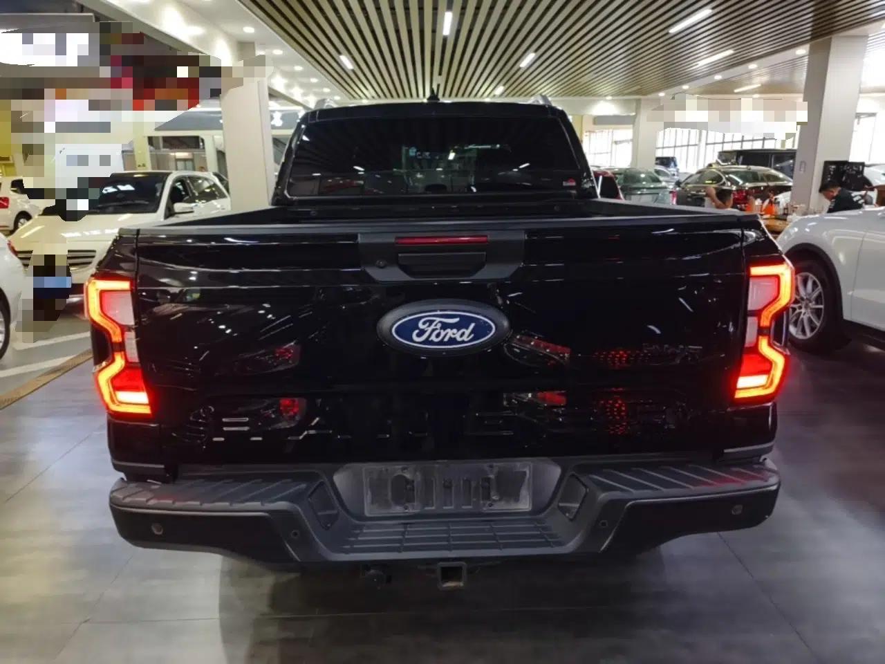 Ford Ranger 2023 Wild Terrain 4x4 Automatic Version Gasoline — миниатюра 5