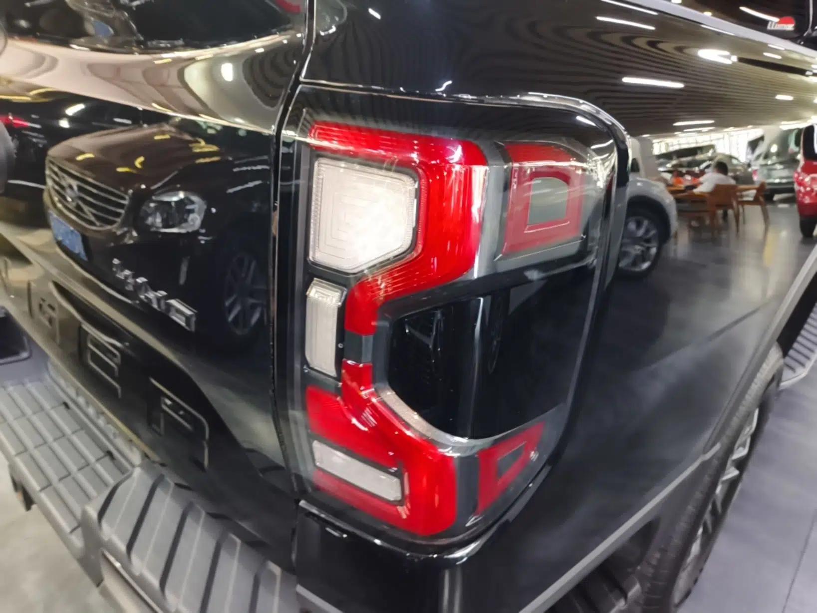 Ford Ranger 2023 Wild Terrain 4x4 Automatic Version Gasoline — миниатюра 9