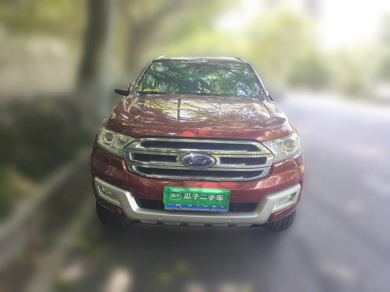 Ford Everest 2016 2.0T Gasoline Automatic 4x4 Flagship Edition — миниатюра 2