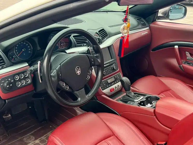 GranCabrio 2010 4.7L Automatic — миниатюра 6