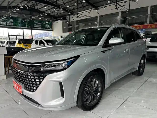 Blue Electric E5 2023 Model 1.5L DE-i 100KM Enjoyable Edition 7-Seater