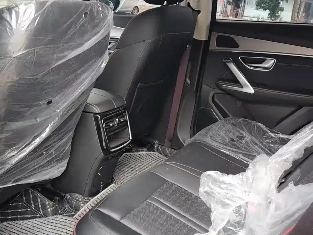 Jetour X70 PLUS 2025 Champion Edition 1.5T DCT Champion MAX 5-seater — миниатюра 3