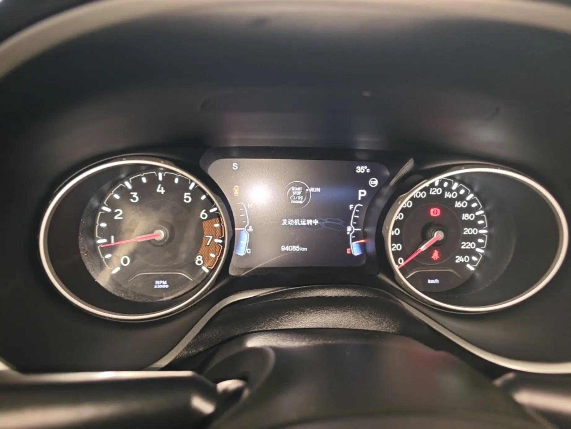Jeep Compass 2017 200T Automatic Family Edition — миниатюра 14