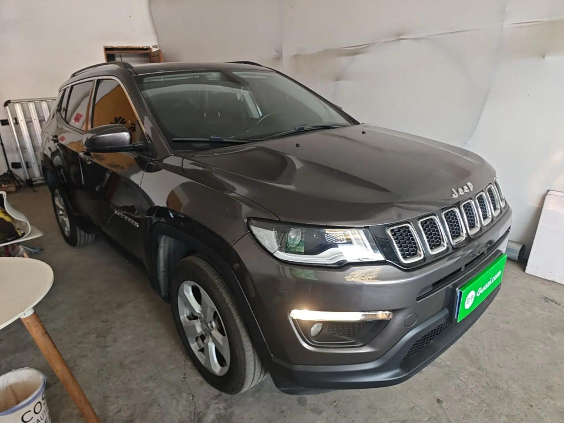 Jeep Compass 2017 200T Automatic Family Edition — миниатюра 3