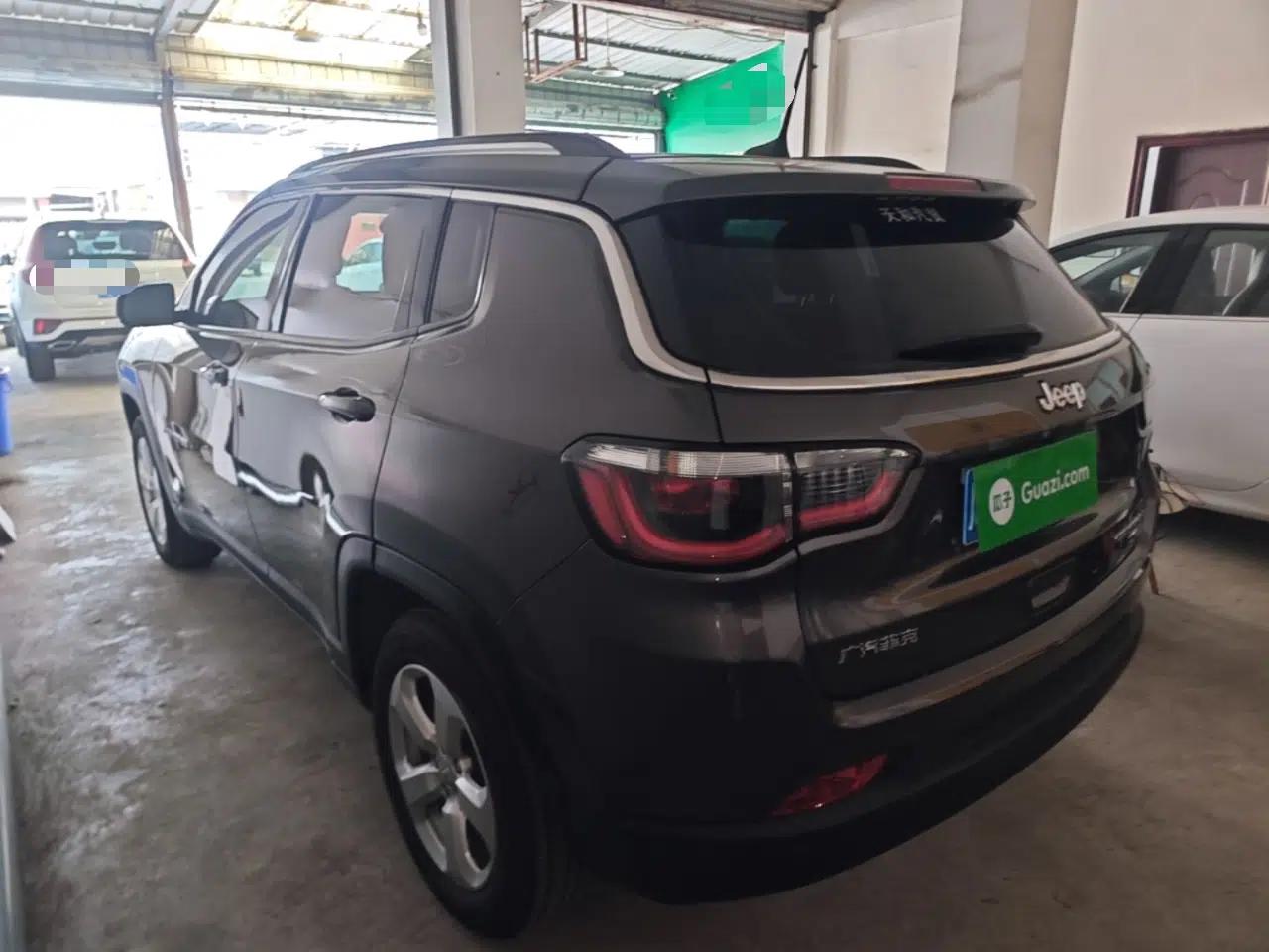 Jeep Compass 2017 200T Automatic Family Edition — миниатюра 4