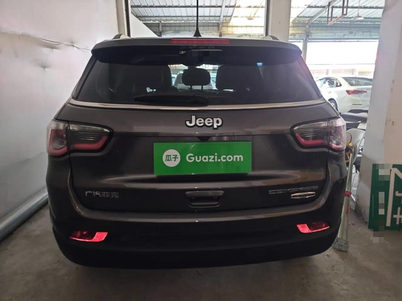 Jeep Compass 2017 200T Automatic Family Edition — миниатюра 5