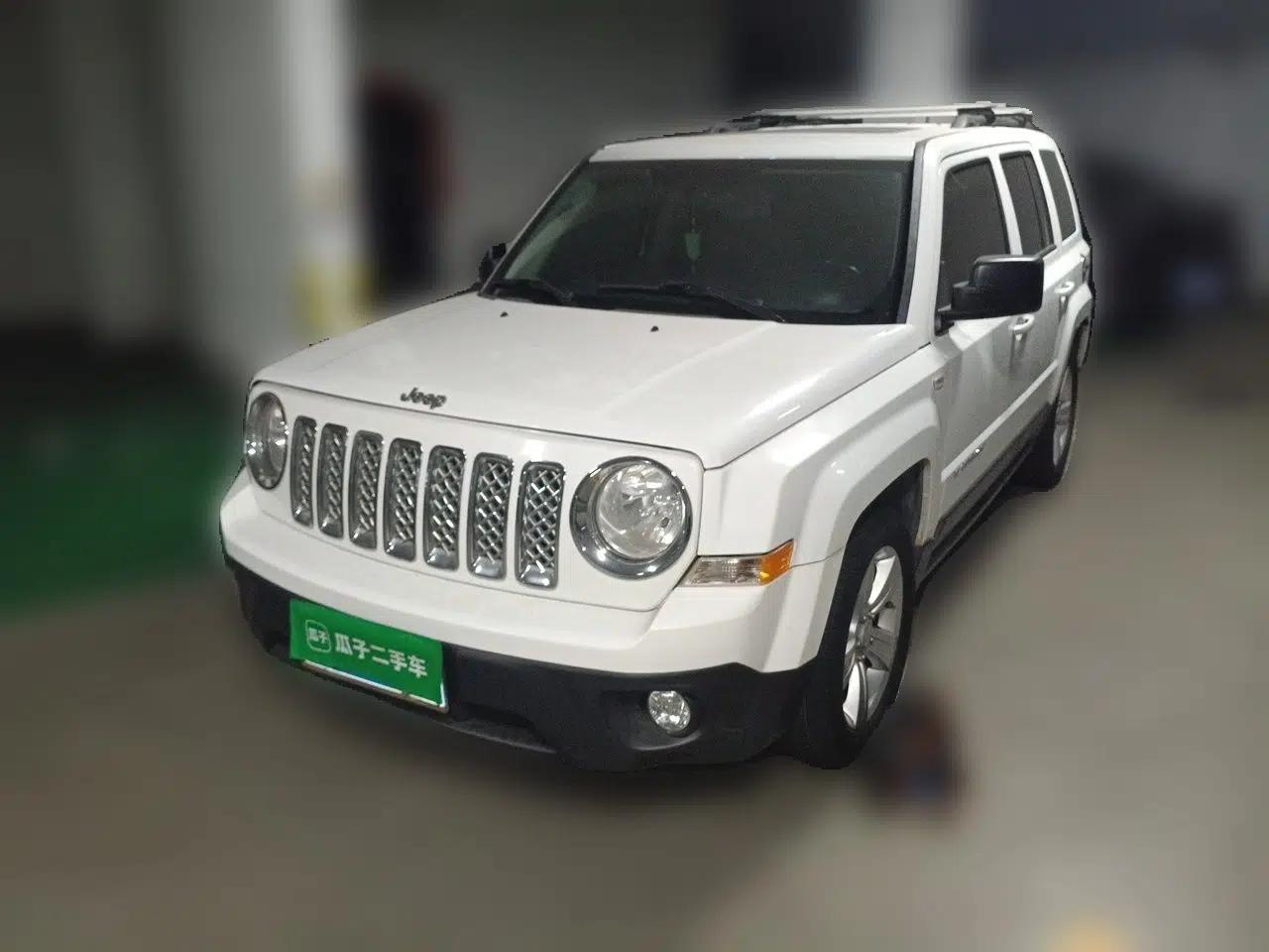 Jeep Patriot 2014 2.4L Sport Edition — миниатюра 1