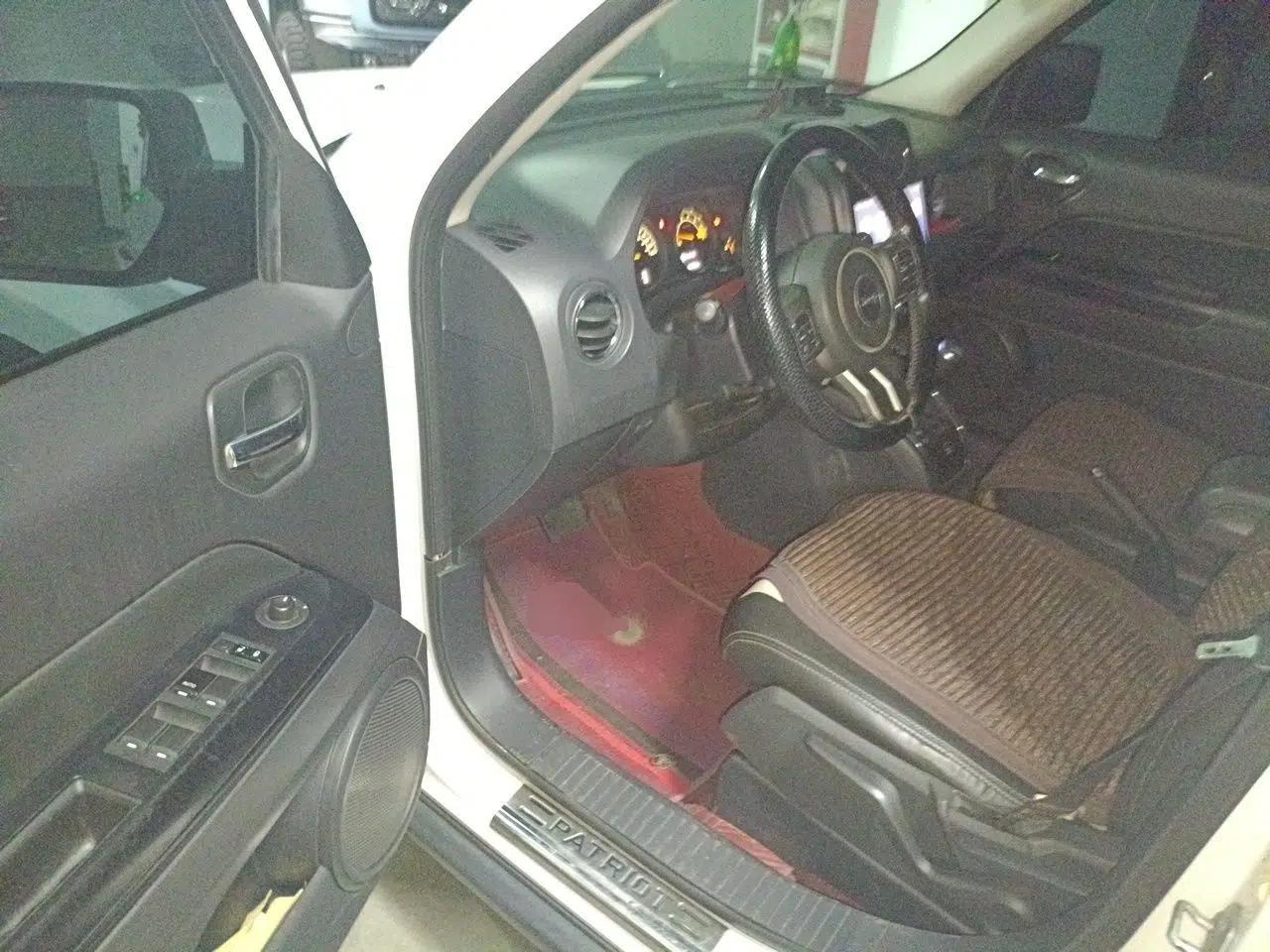 Jeep Patriot 2014 2.4L Sport Edition — миниатюра 16