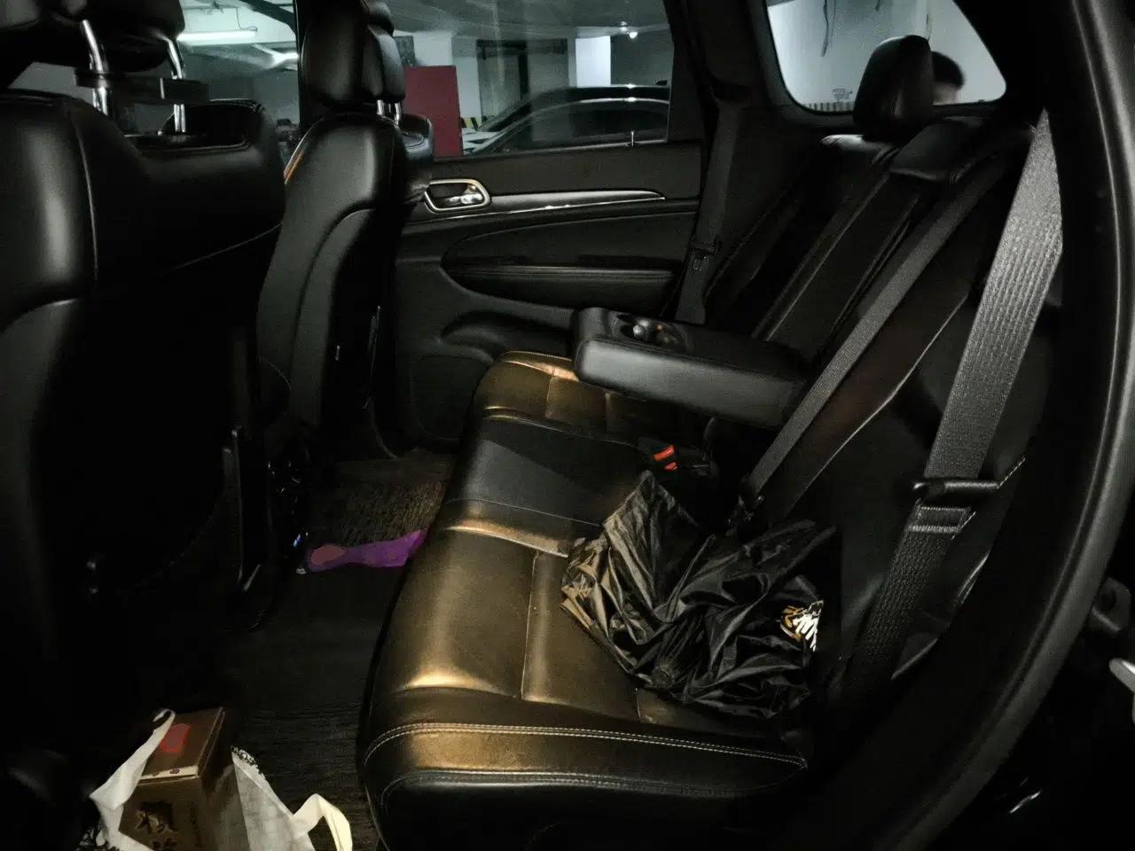 Jeep Grand Cherokee 2016 3.0L Comfort Navigation Edition — миниатюра 17
