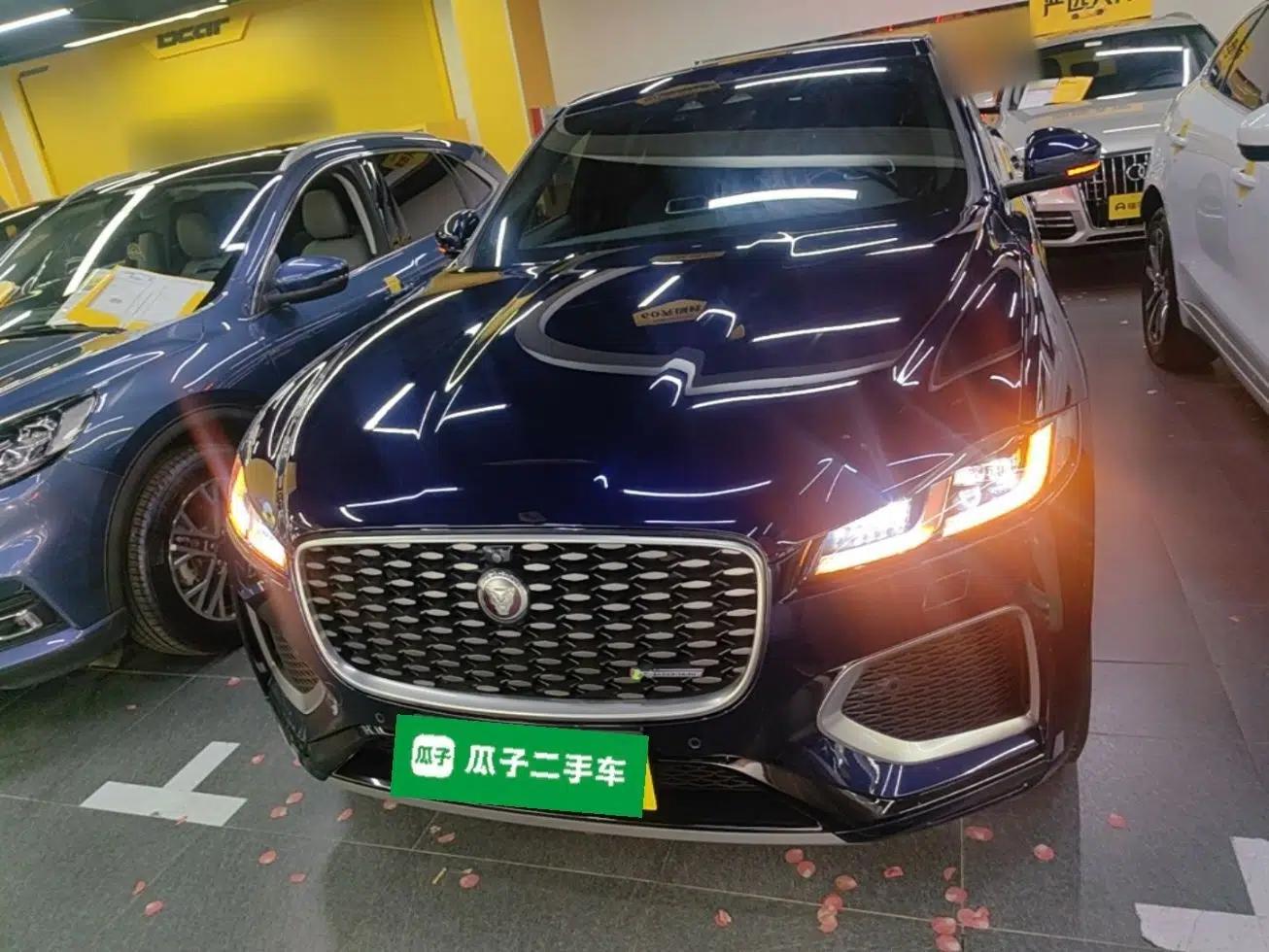 Jaguar F-PACE 2021 250 PS R-Dynamic S — миниатюра 2
