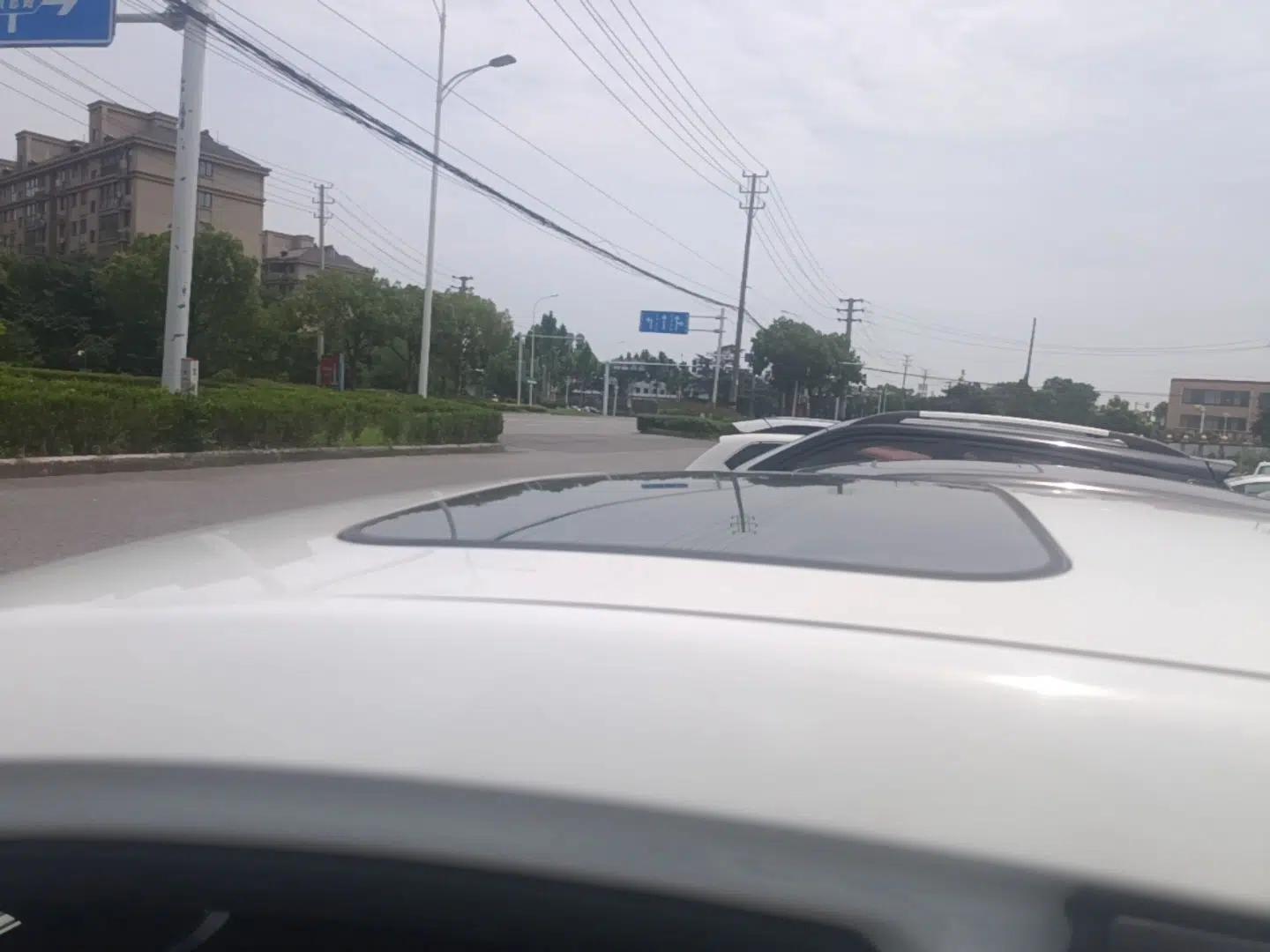 Geely Auto Emgrand 2018 1.5L CVT Upward Connect Edition — миниатюра 7