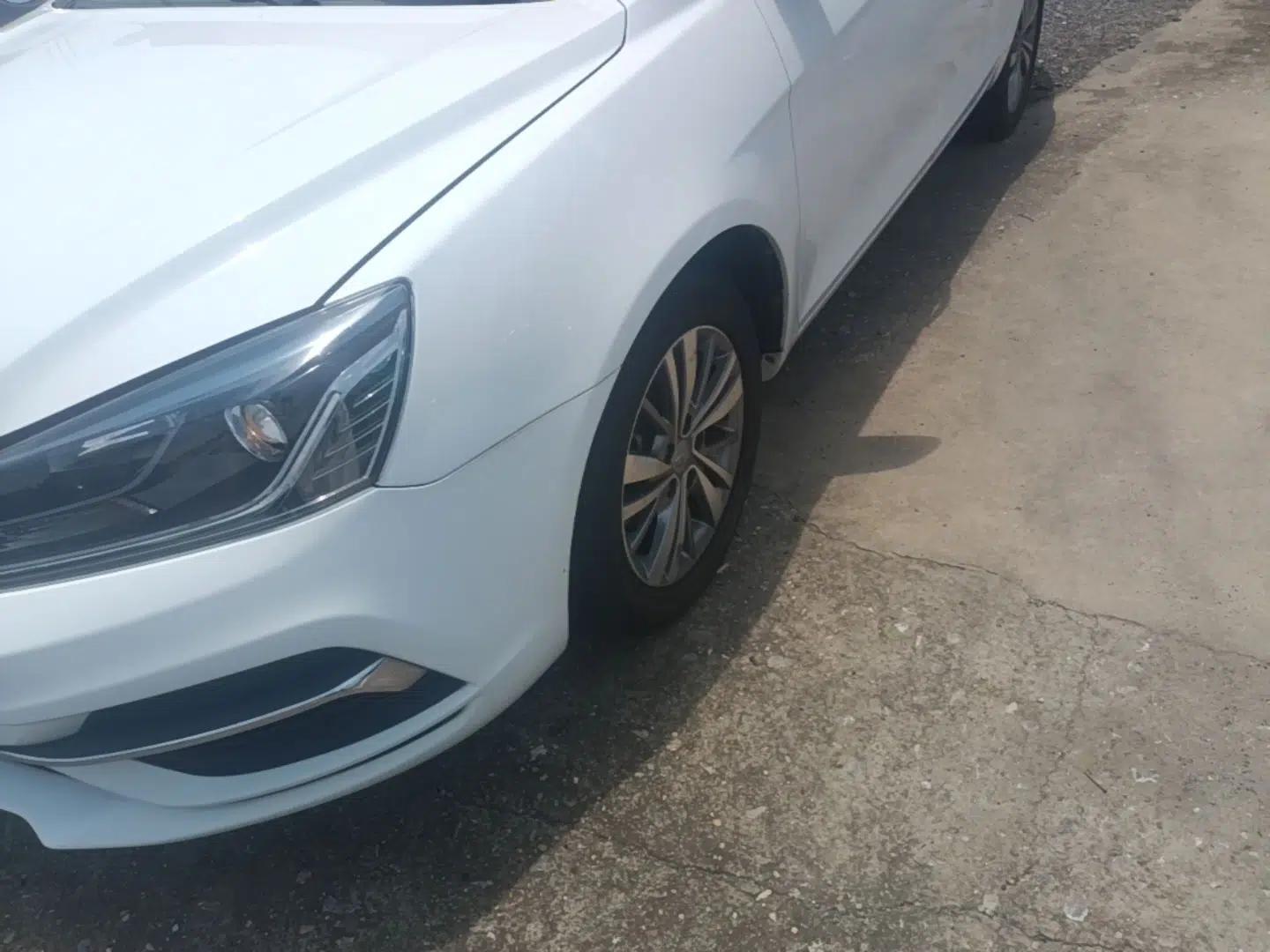 Geely Auto Emgrand 2018 1.5L CVT Upward Connect Edition — миниатюра 10