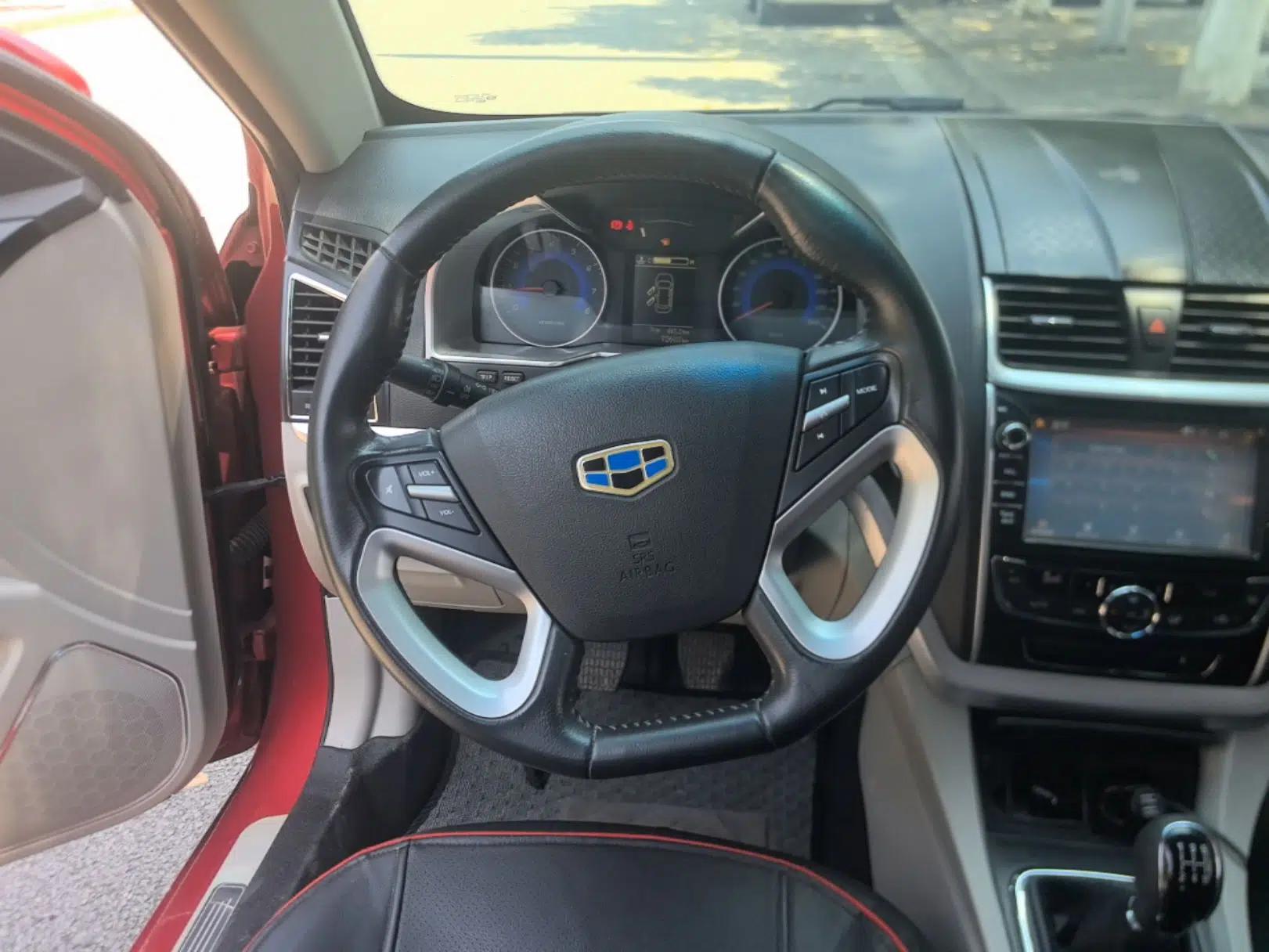 Geely Auto Emgrand 2014 Sedan 1.5L Manual Elite Model — миниатюра 13