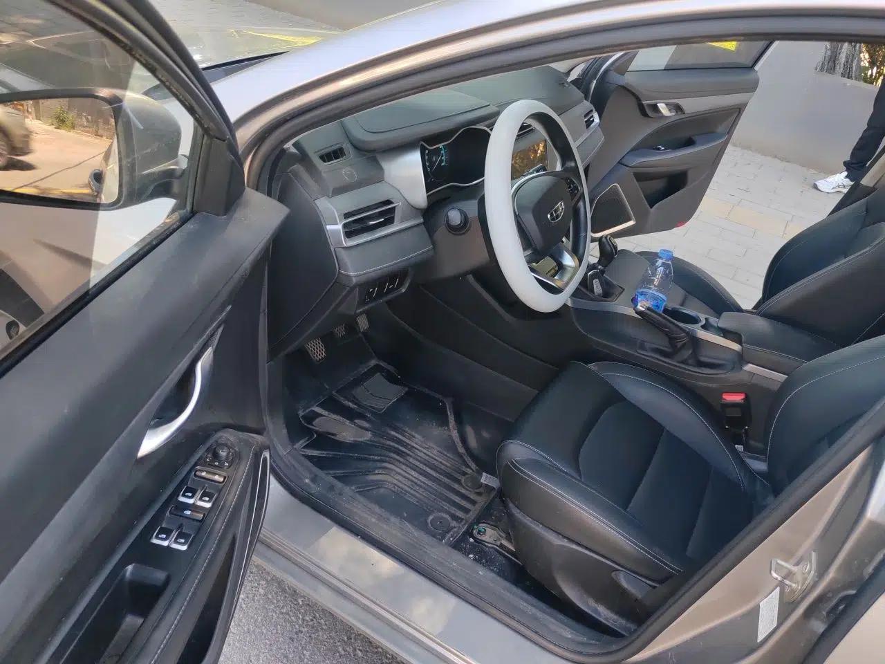 Geely Auto Emgrand 2021 UP 1.5L Manual Luxury Model — миниатюра 19