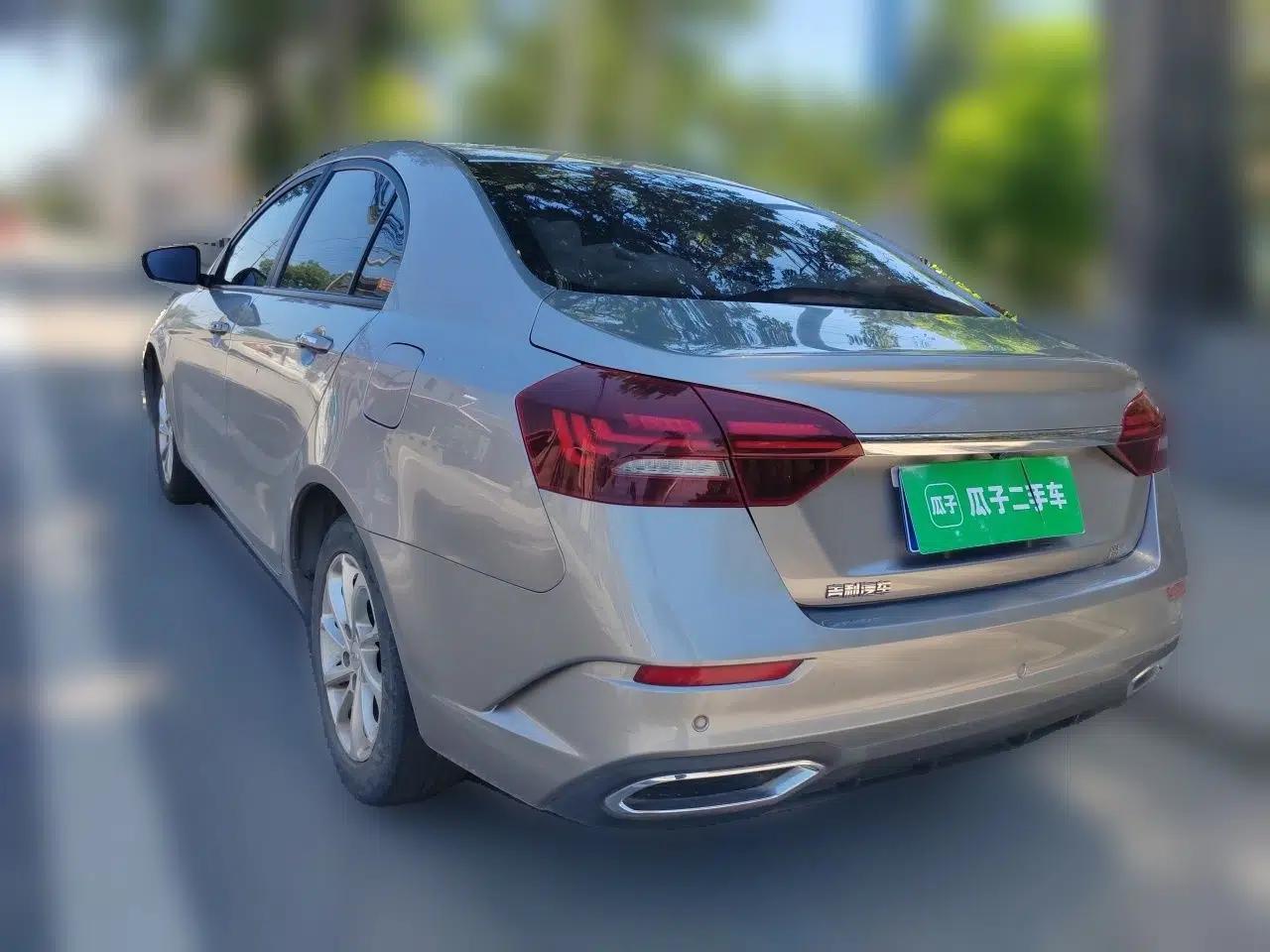 Geely Auto Emgrand 2021 UP 1.5L Manual Luxury Model — миниатюра 4