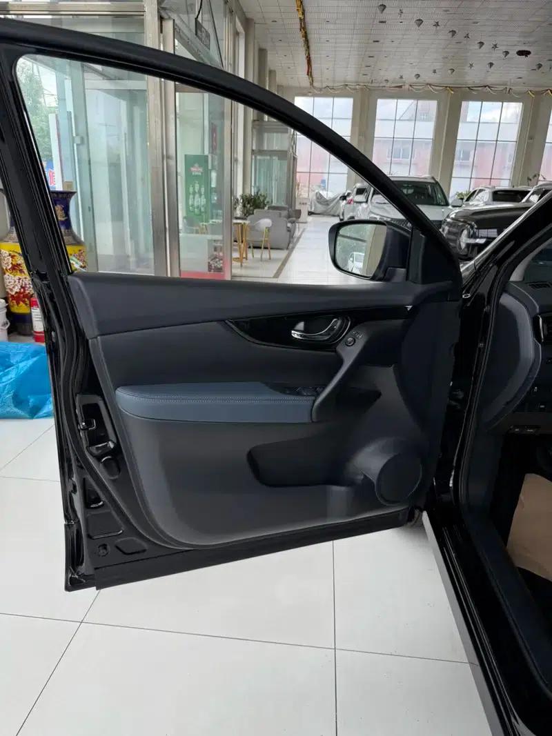 Nissan Qashqai 2025 Facelift Honor 2.0L CVT XV+ Leading Edition — миниатюра 14