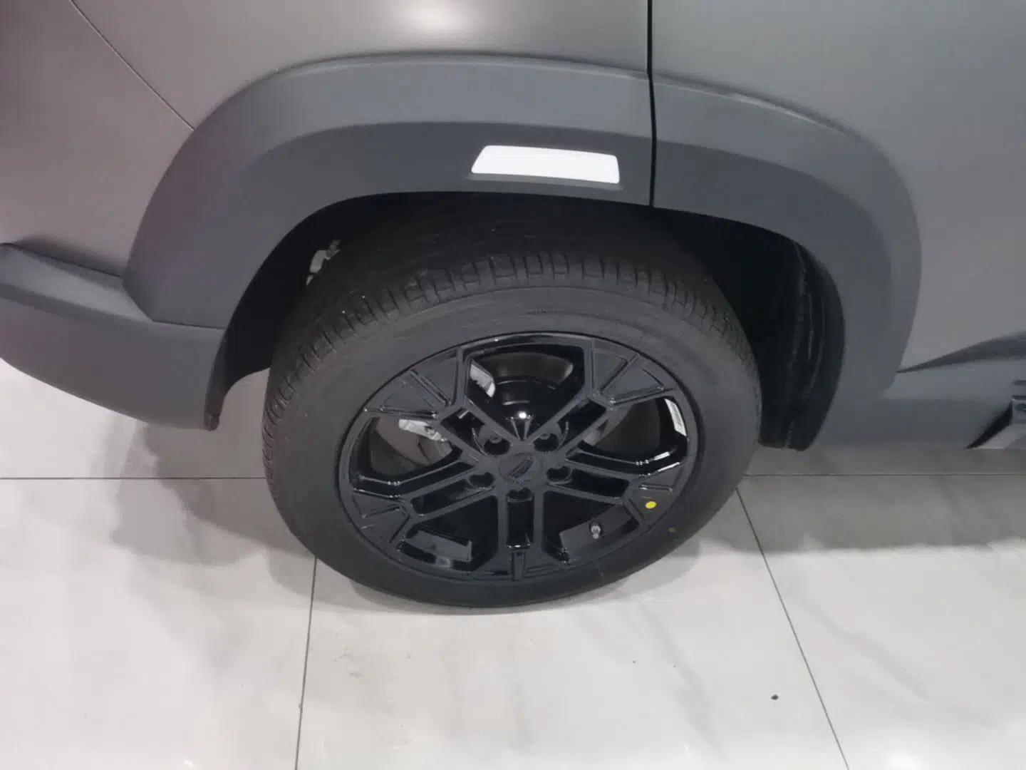 Geely Auto Cowboy 2025 1.5TD Trendy Play Edition — миниатюра 11