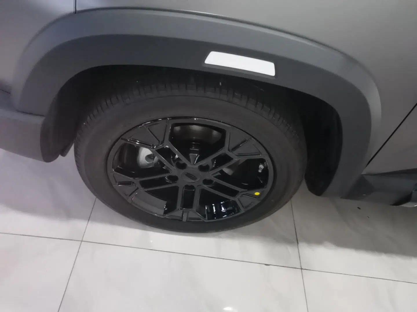 Geely Auto Cowboy 2025 1.5TD Trendy Play Edition — миниатюра 10