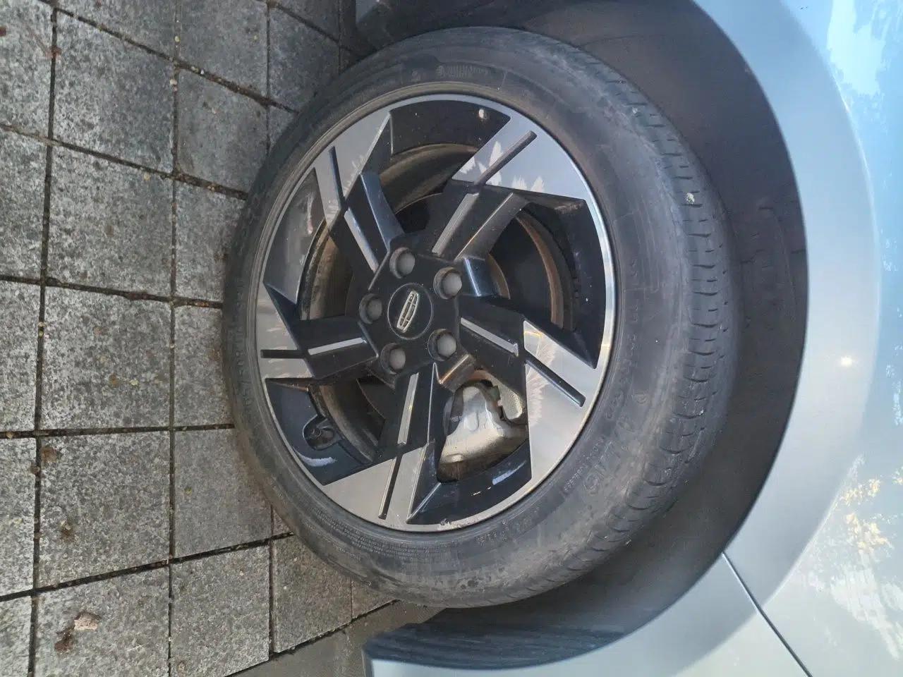 Geely Auto Emgrand L HiP 2024 Longteng Edition 1.5TD-DHT Pro 100KM Excellence Model — миниатюра 8