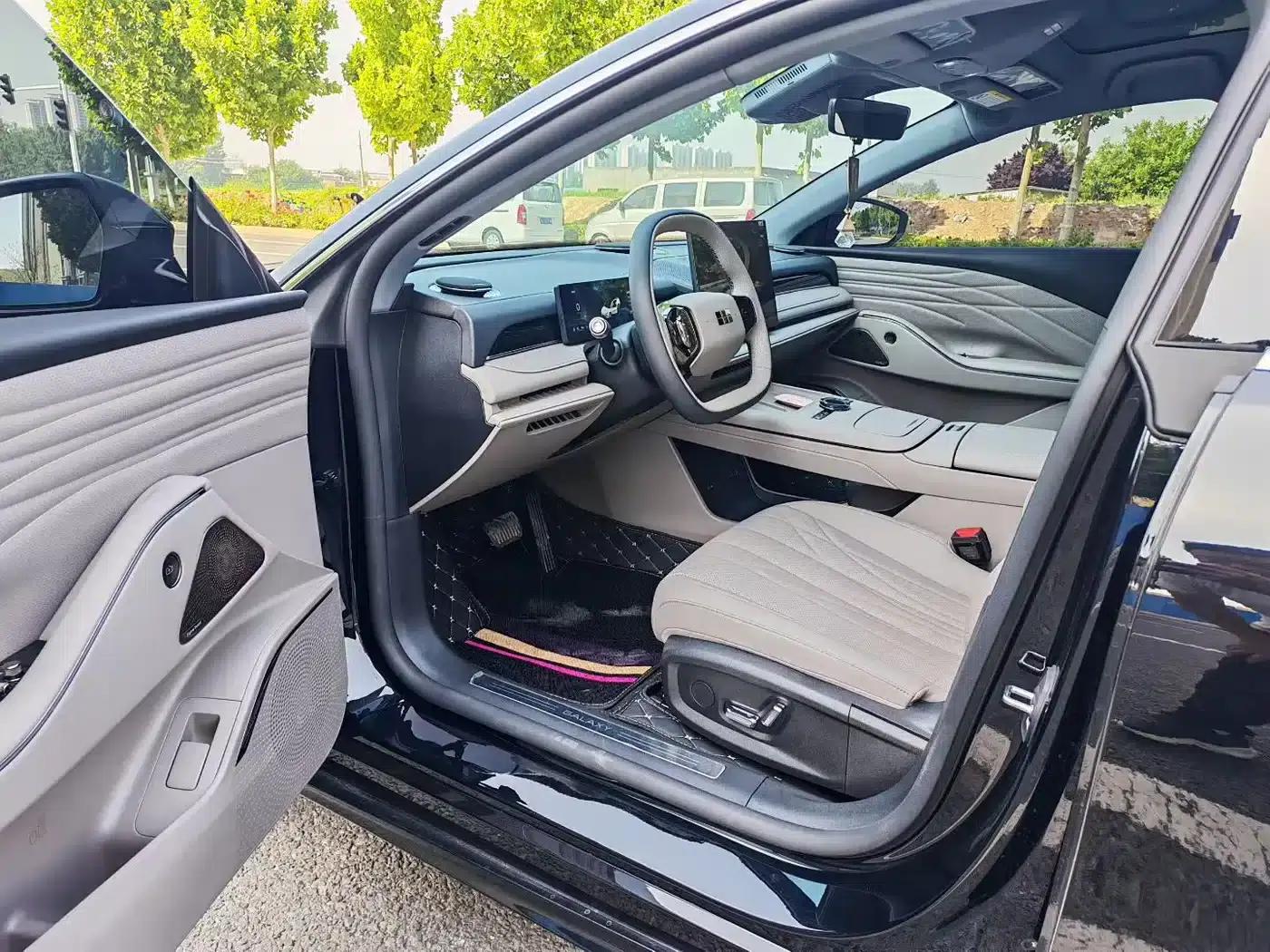 Galaxy Star 8 2025 Model 130km EM-i Premium Edition — миниатюра 7