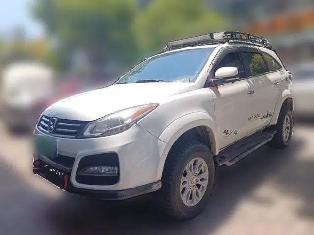 JMC Yusheng S350 2014 2.4T Automatic 4x4 Diesel Luxury Version with Sunroof 7 Seats