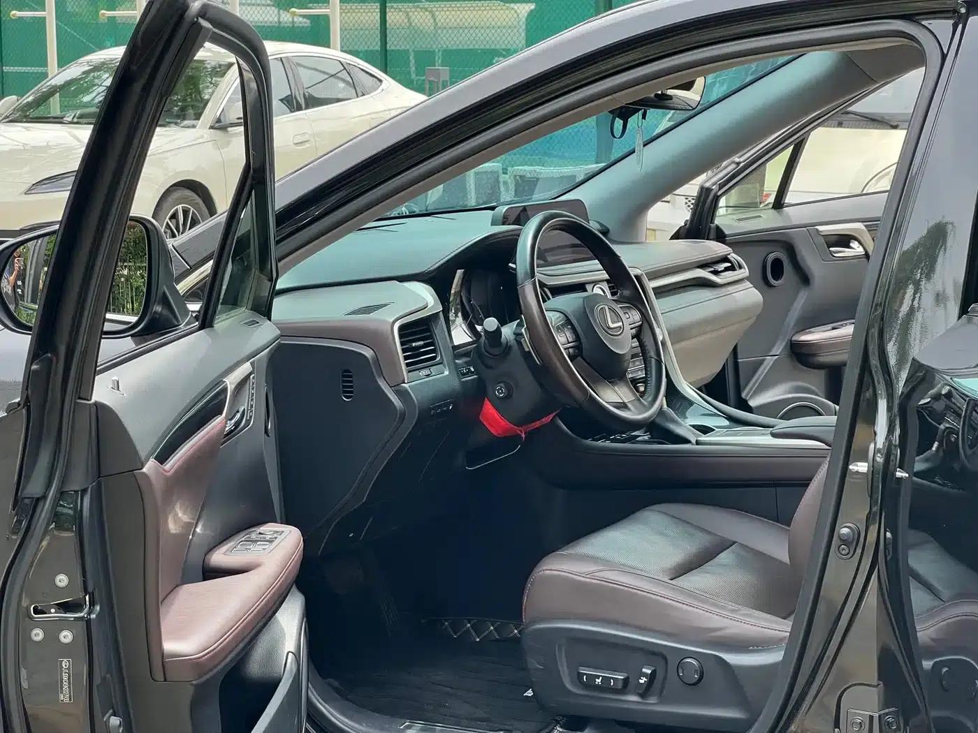 Lexus RX 2020 Facelift 450hL AWD Elegant 7-Seater — миниатюра 7