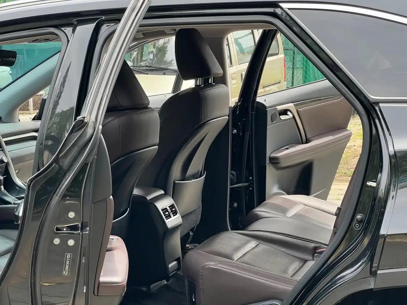 Lexus RX 2020 Facelift 450hL AWD Elegant 7-Seater — миниатюра 8