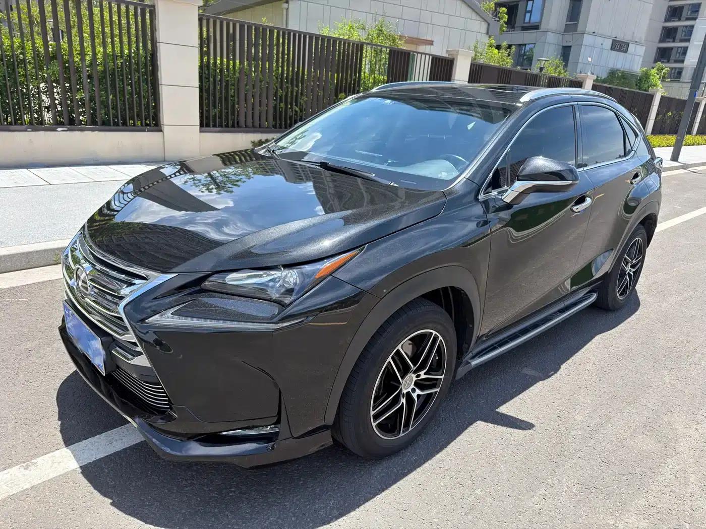 Lexus NX 2015 200t AWD Sport Edition — миниатюра 3