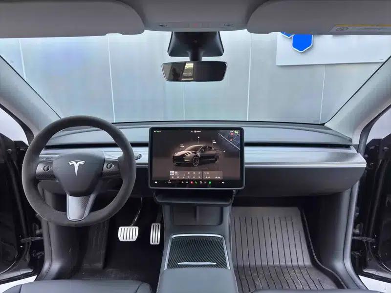 Model Y 2022 Performance All-Wheel Drive — миниатюра 16