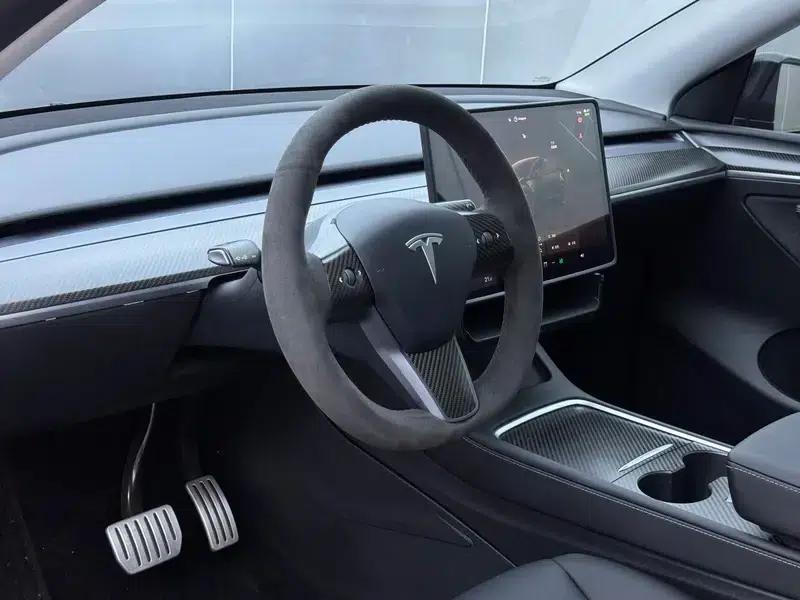 Model Y 2022 Performance All-Wheel Drive — миниатюра 17