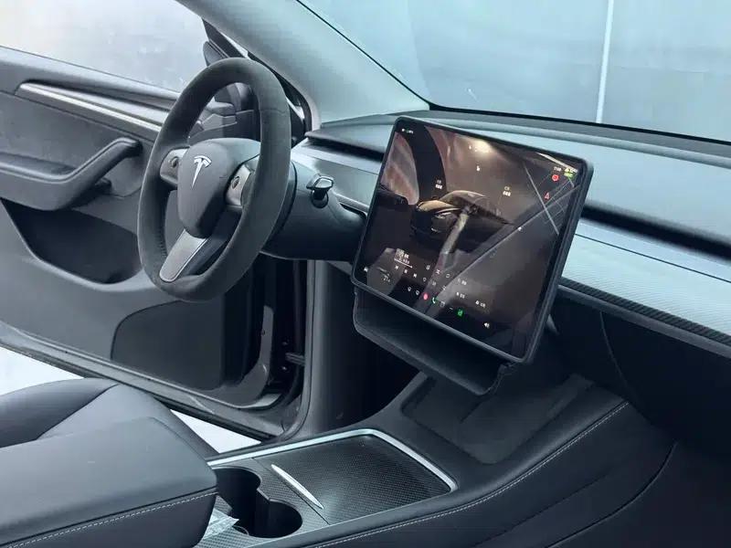 Model Y 2022 Performance All-Wheel Drive — миниатюра 18