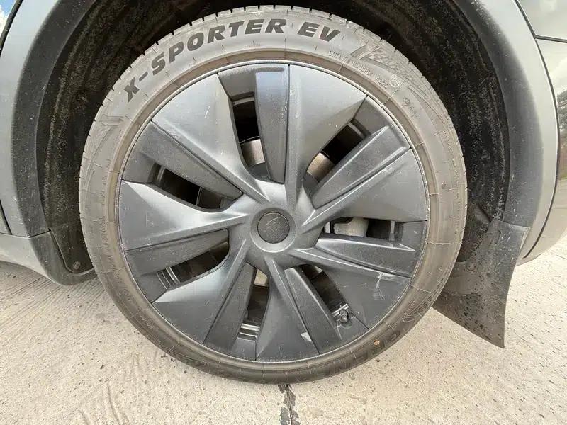 Model Y 2023 Rear-Wheel Drive — миниатюра 13