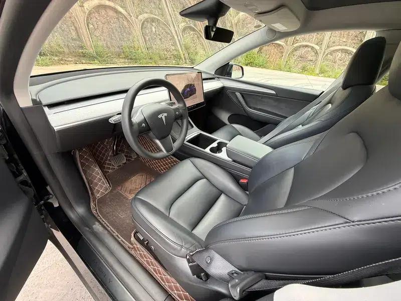 Model Y 2023 Rear-Wheel Drive — миниатюра 17