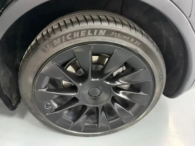 Model Y 2022 Facelift Long Range All-Wheel Drive Version — миниатюра 10
