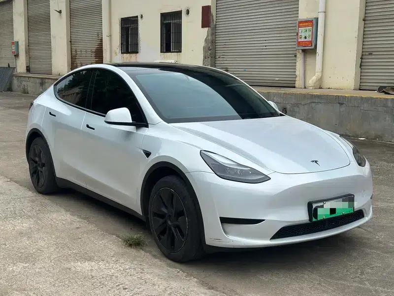 Model Y 2023 Rear-Wheel Drive — миниатюра 3