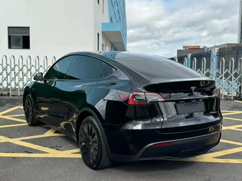 Model Y 2022 Facelift Rear-Wheel Drive Version — миниатюра 4