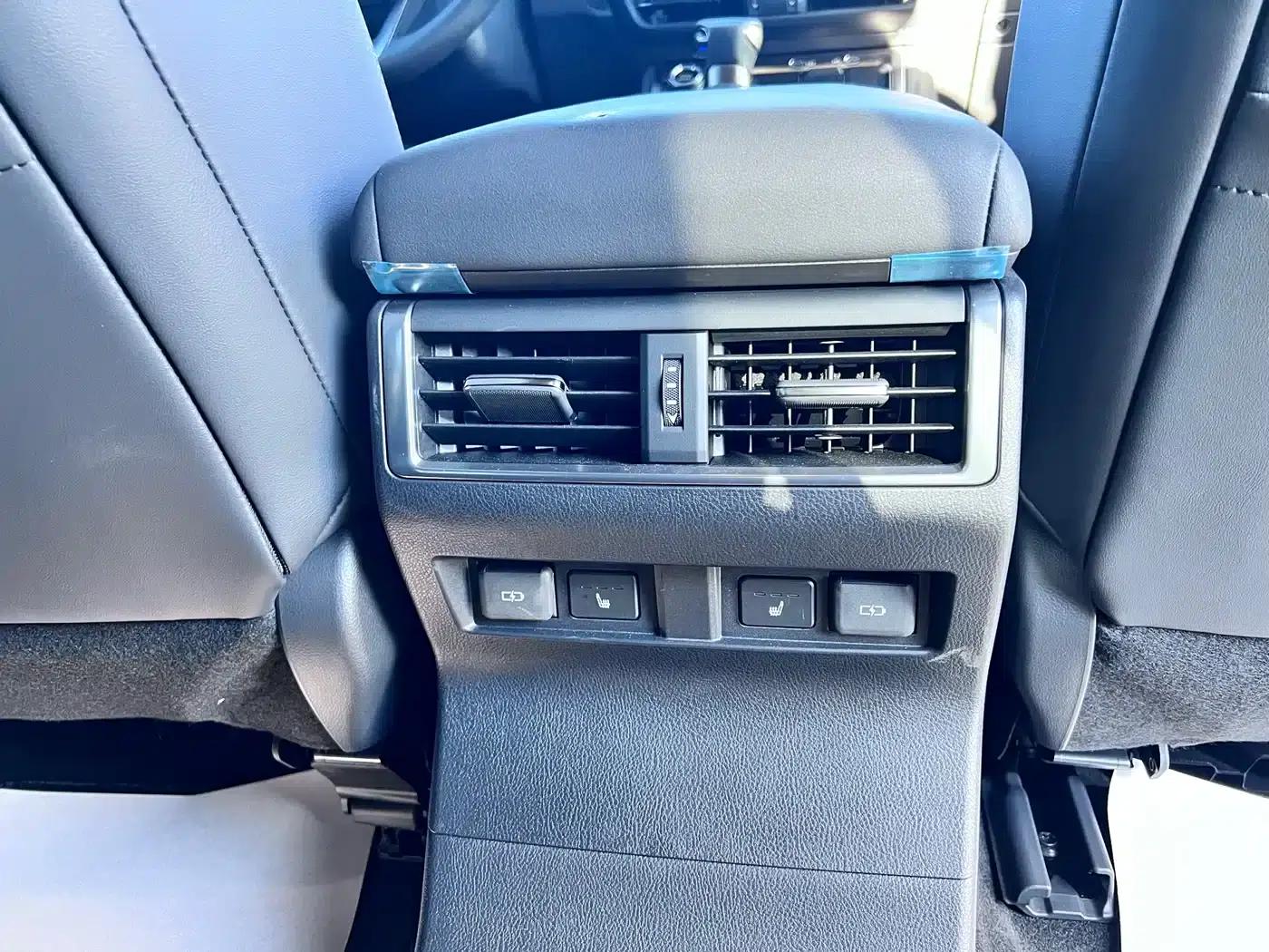 Lexus GX 2024 Overtrail Peak Edition — миниатюра 19
