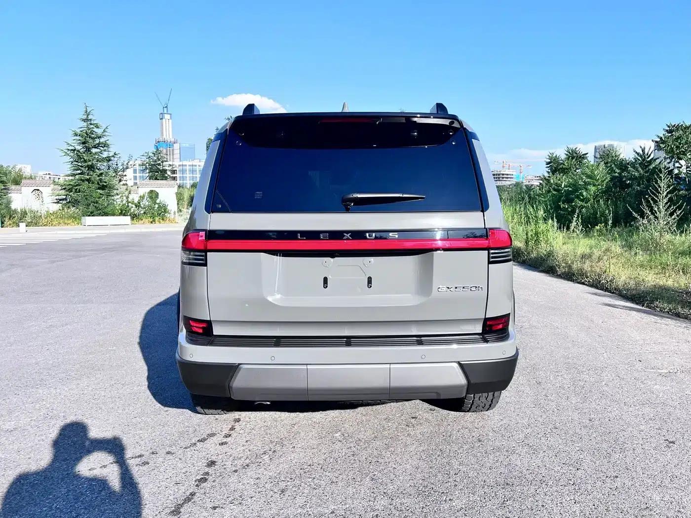 Lexus GX 2024 Overtrail Peak Edition — миниатюра 5